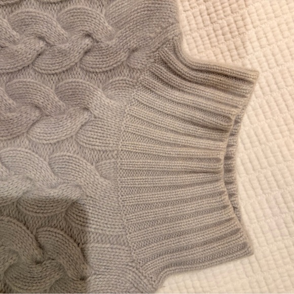 Neiman Marcus powder blue basket weave Mock Turtleneck Sweater - Picture 13 of 13